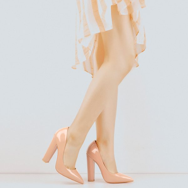 Elegant Classic Pointed Toe Chunky Heels Pumps - Image 16