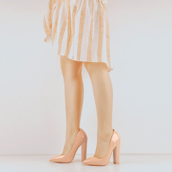 Elegant Classic Pointed Toe Chunky Heels Pumps - Image 17