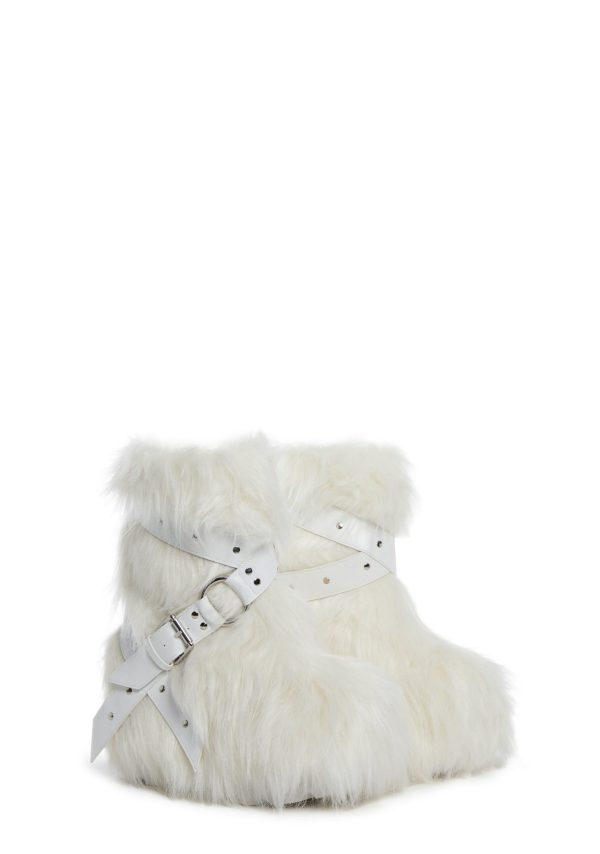 Low Wild Instincts Faux Fur Boots - White - Image 3